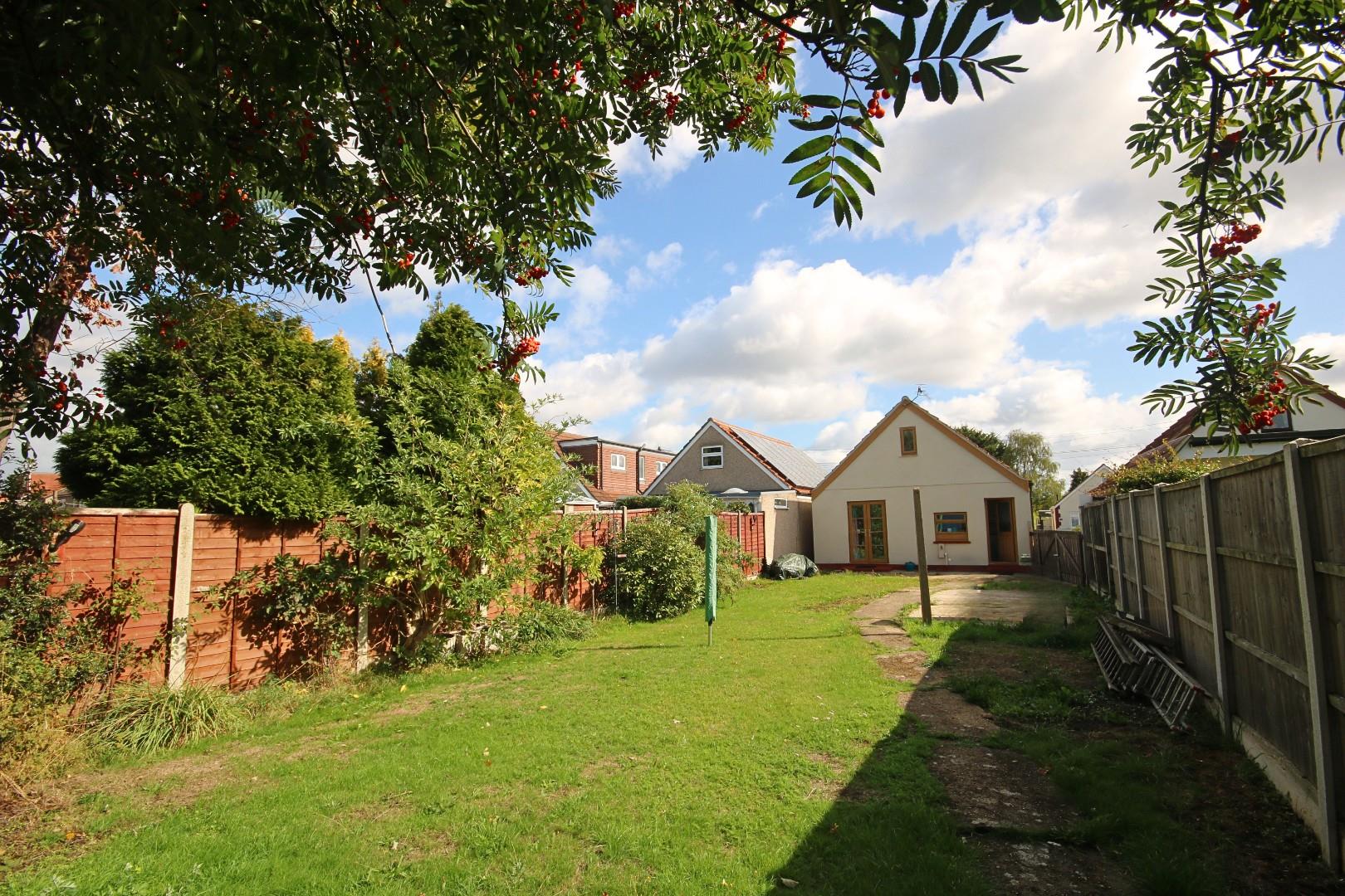 Sandells Avenue, Ashford